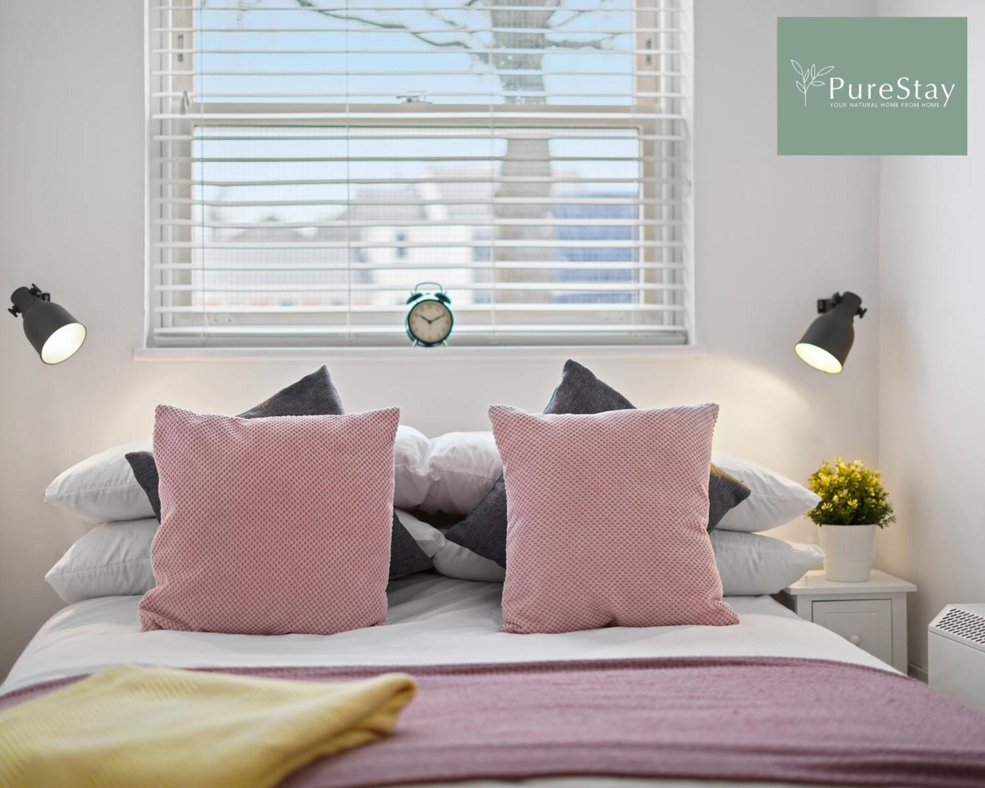 Stunning Two Bed Leamington Apartment With Free Wifi By Purestay Short Lets & Serviced Accommodation المظهر الخارجي الصورة