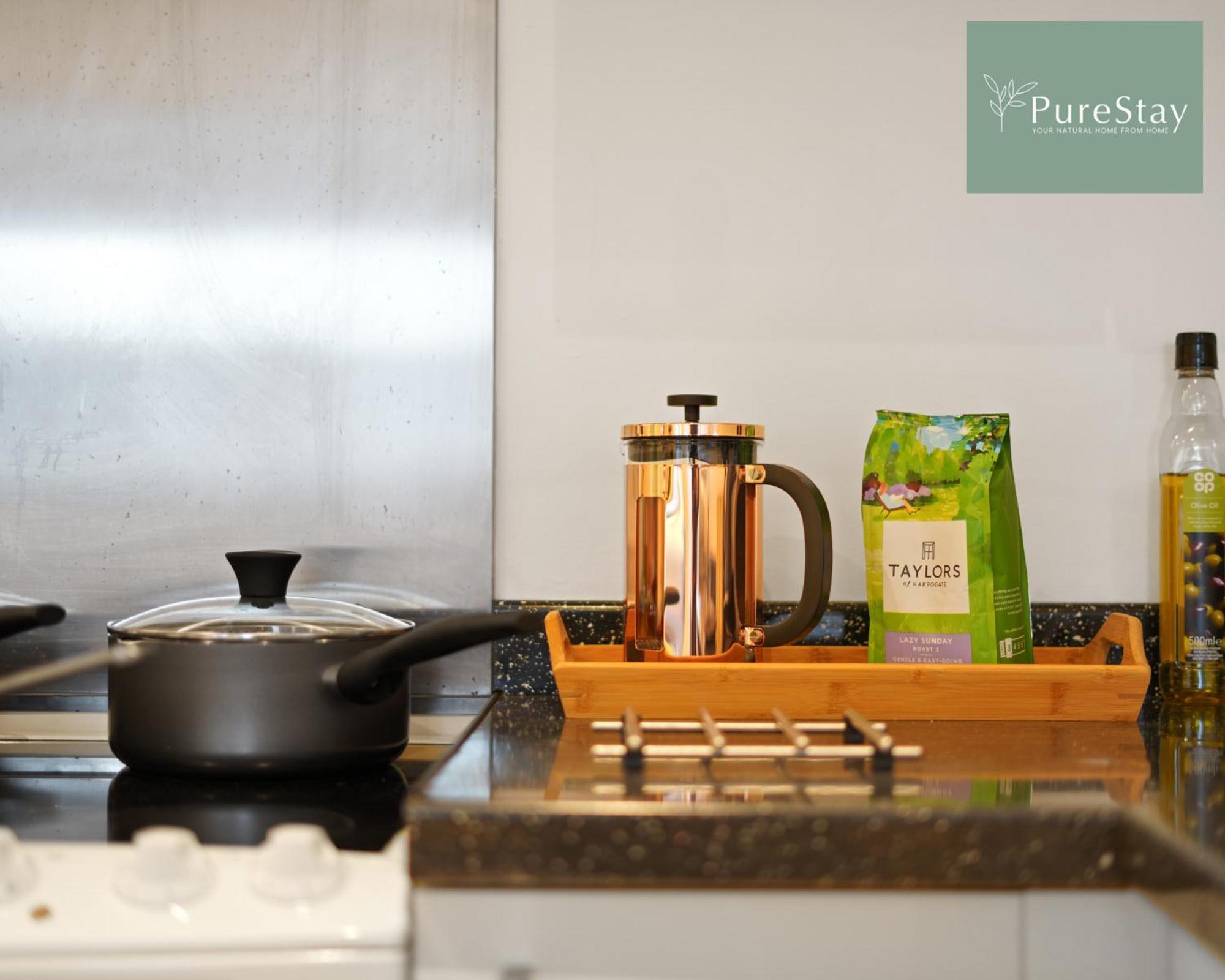 Stunning Two Bed Leamington Apartment With Free Wifi By Purestay Short Lets & Serviced Accommodation المظهر الخارجي الصورة